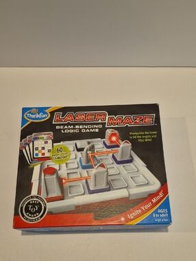 Think fun. Laser maze gameThink fun. Laser maze game
